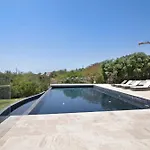 Villa Areeiro *