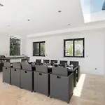 Villa Areeiro *